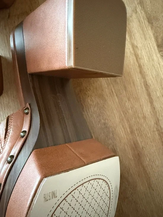 Jessica Simpson Cognac Brown Studded Platform Mules - Picture 7 of 8